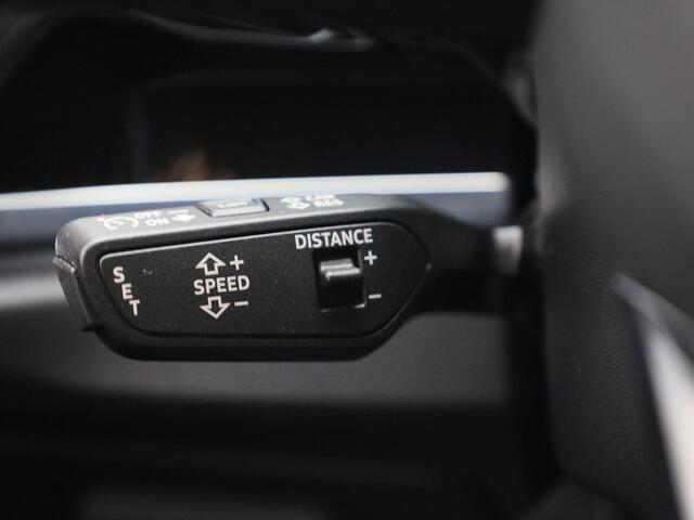 Audi Q3 Sportback 35 TFSI 150PK S-tronic S Line · Apple/Android Car Play · Leder/Alcantara · Stoelverwarming · Garantie t/m 20-10-2029 of 100.000km