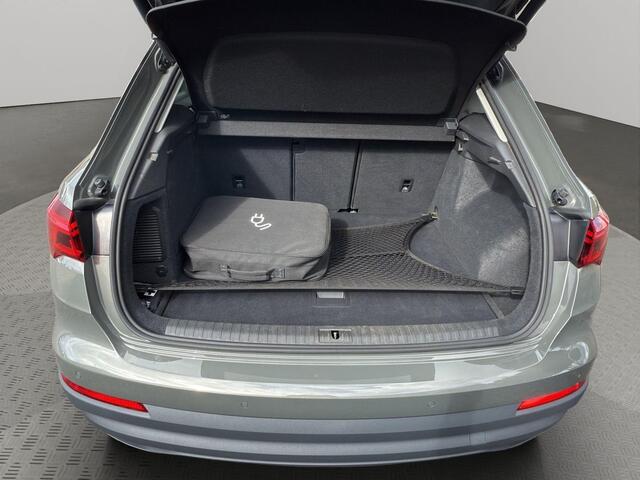 Audi Q3 45 TFSI e Advanced edition Led Koplampen 18 Inch Virtual Cockpit Navi ACC Trekhaak Doehoek Elektrische Achterklep