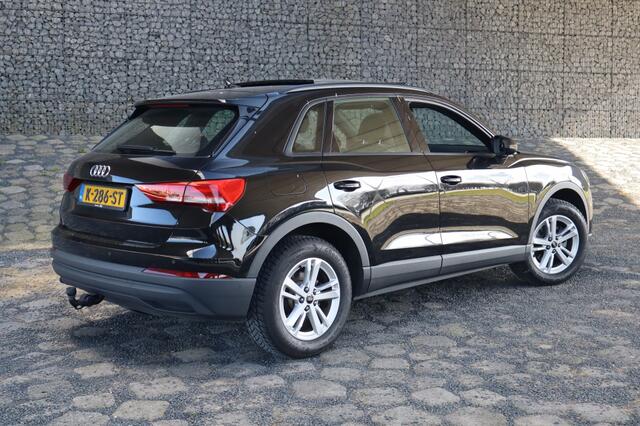 Audi Q3 35 TFSI I Geen import | Trekhaak | Schuifdak