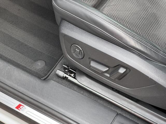 Audi Q3 35 TFSI S-Line Black Ed. Navi Keyless Camera Matrix