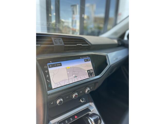 Audi Q3 Sportback Q3 Sportback 35 S line Automaat Panorama Dak