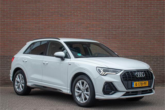 Audi Q3 35 TFSI S-Tronic S edition, 35.000km NAP, Adaptive cruise, Camera, Carplay, Sfeerverlichting, Keyless, PDC, S-Line.