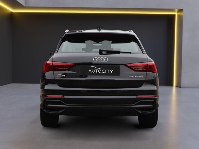 Audi Q3 45 TFSI e S line Virtual l Camera l Sportstoelen