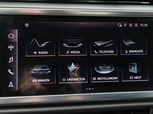 Audi Q3 45 TFSi e 245 Pk Automaat S-Line | Virtual Cockpit | Adaptive Cruise | Camera | Alcantara Leder | Elektrische Achterklep | Privacy Glass | 19 Inch | 45.521 Km