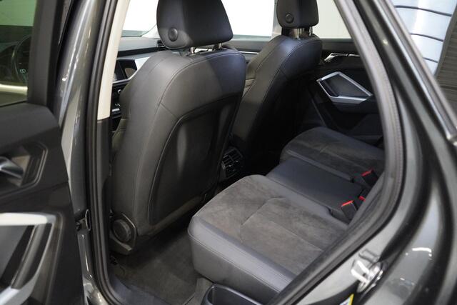 Audi Q3 Sportback 35 TFSI S Edition | Trekhaak | Panoramadak | Apple Carplay | Stoelverwarming | Drive Select