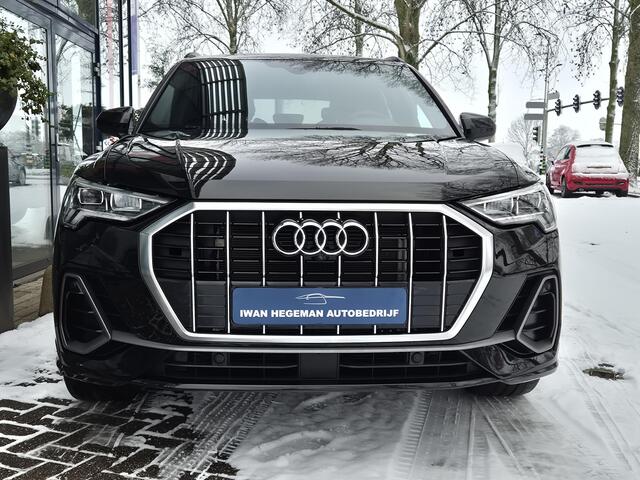 Audi Q3 45 TFSI e S edition | Camera rondom | SONOS | Navigatie | Climate Control | Cruise Control | 20 inch
