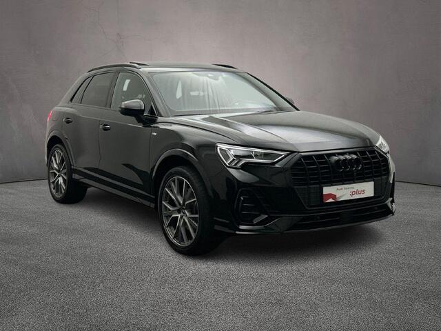 Audi Q3 45 TFSI e 245PK S edition | Pano | Trekhaak | 20-Inch | Adaptive | Comfort-Sleutel | Grootlicht-Assistent |