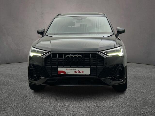 Audi Q3 45 TFSI e 245PK S edition | Pano | Trekhaak | 20-Inch | Adaptive | Comfort-Sleutel | Grootlicht-Assistent |