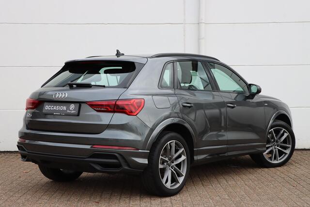 Audi Q3 35 TFSI S edition 150pk S-Tronic | 19'' Lichtmetaal | Elektrische achterklep