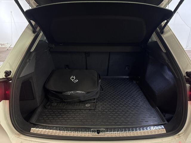 Audi Q3 45 TFSIe 245PK S-TRONIC S-LINE HYBRID CARPLAY/PDC/VIRTUAL