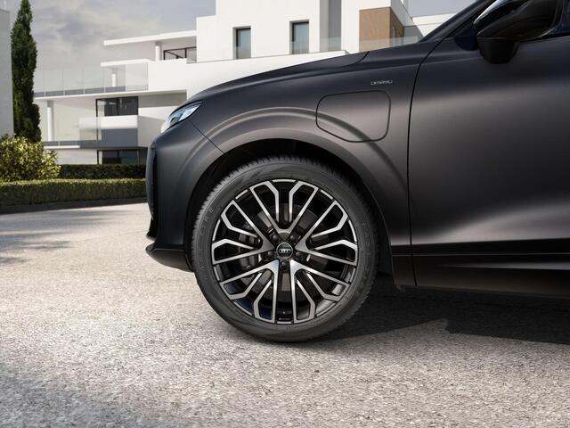 Audi Q3 Sportback E-Hybrid S Edition, pano, 20", LED-kopl., Parkassistent+, keyless, ACC, privacy