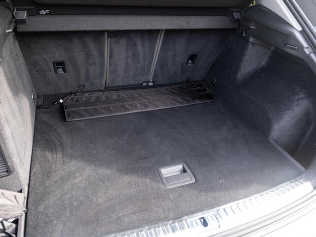 Audi Q3 1.4 45TFSIe Plug-Hybrid Proline Sport | Virtual Cockpit | Elek klep | Volleder / Alcantara | MMI Navi+ | Trekhaak | Park pack | Verw Stoelen | Etc..