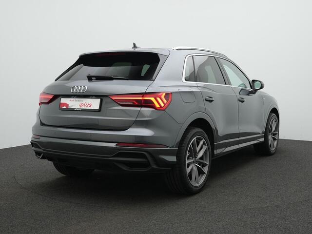 Audi Q3 45 TFSI e 245 pk S-tronic S edition / S-Line | Achteruitrijcamera | Stoelverwarming | Adaptive Cruise | Navigatie