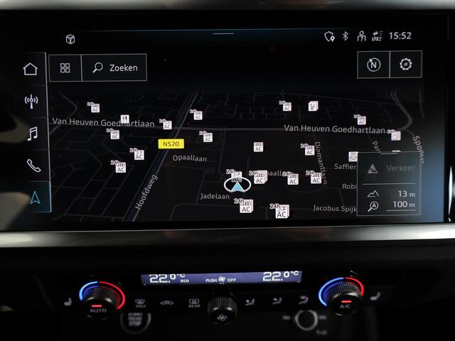 Audi Q3 Sportback 45 TFSI e S Edition 245 pk S-tronic | Navigatie | Parkeersensoren (Park assist) | Rondomzicht camera | Matrix LED koplampen | Stoelverwarming | S-Line |