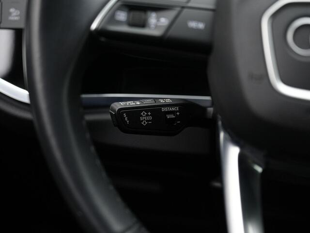 Audi Q3 45 TFSI e 245 pk S-tronic | Achteruitrijcamera | Stoelverwarming | Adaptive Cruise | Carplay