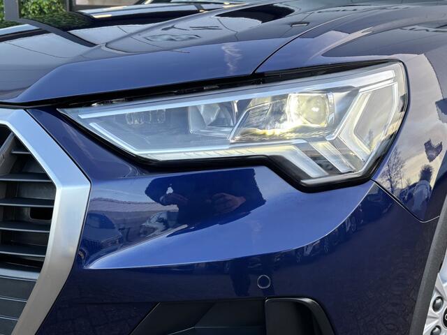 Audi Q3 45 TFSI e edition | S-Line | Virtual | Dodehoek |