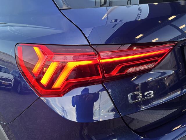 Audi Q3 45 TFSI e edition | S-Line | Virtual | Dodehoek |