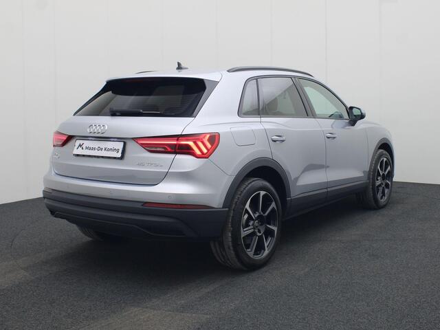 Audi Q3 45 TFSIe 180kW/245PK Business · Leder/stof · Drive select · Navigatie · Stoelverwarming ·