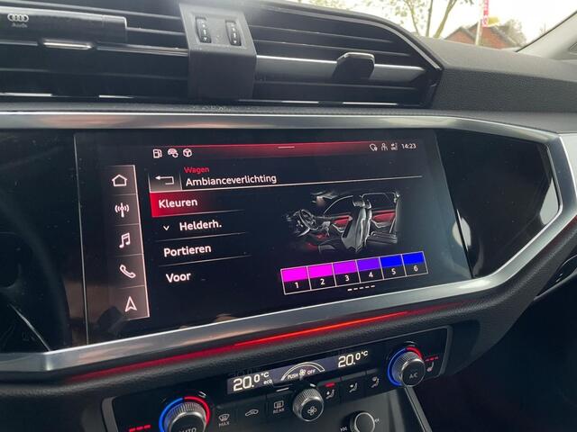 Audi Q3 45 TFSI e S-line, Luxe ambianceverlichting, Stoelverwarming, Leder, 20 Hybride, Digitaal dashboard