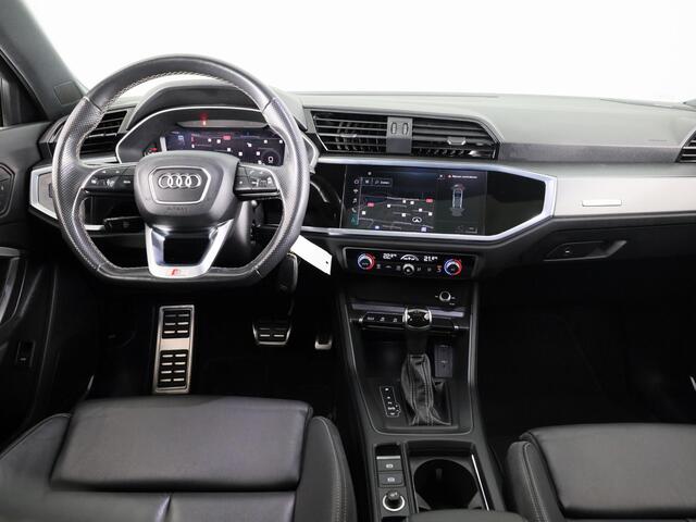 Audi Q3 Sportback 35 TFSI S Edition 150 pk S-tronic | Navigatie | Schuifdak | Parkeersensoren | Lichtmetalen velgen 20" | B&O Soundsystem | Lederen bekleding | S-Line |