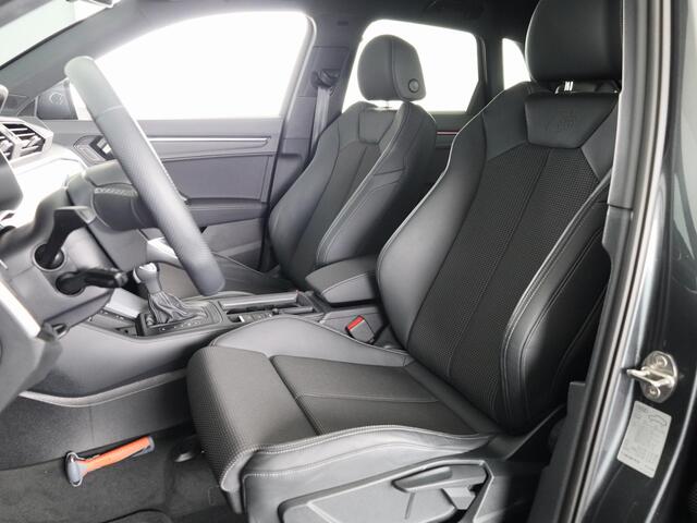 Audi Q3 35 TFSI S edition Competition 150pk| Verlengde garantie | Navigatie | Parkeercamera | 19 inch Lichtmetalen velgen | Apple Carplay/ Android Auto