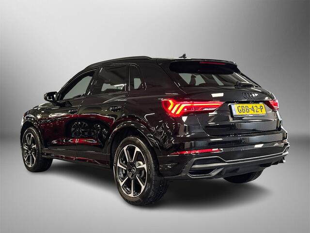 Audi Q3 45 245pk TFSI e S edition Achteruitrijcamera | Parkeersensoren voor en achter | MMI navigatiesysteem
