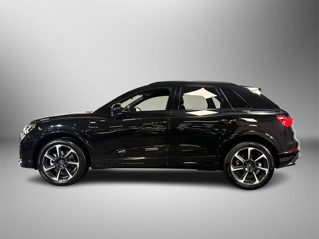 Audi Q3 45 245pk TFSI e S edition Achteruitrijcamera | Parkeersensoren voor en achter | MMI navigatiesysteem