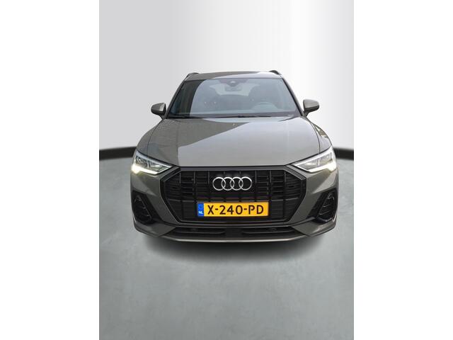 Audi Q3 45 TFSI e 245pk PHEV S edition / Camera / Leer / Adaptive Cruise