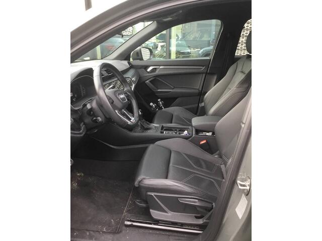 Audi Q3 45 TFSI e 245pk PHEV S edition / Camera / Leer / Adaptive Cruise