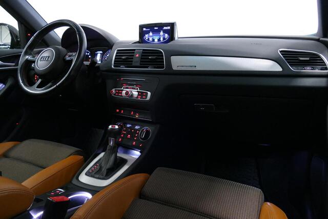 Audi Q3 2.0 TFSI quattro S Line / Panoramadak / Elektr. verstelbare voorstoelen / Achteruitrijcamera / Stoelverwarming / Elektr. wegklapbare trekhaak / Full LED / Audi Sound System / Navigatie / Cruise Control / 19'' LMV / Lichtpakket / Dodehoek detectie / Audi E