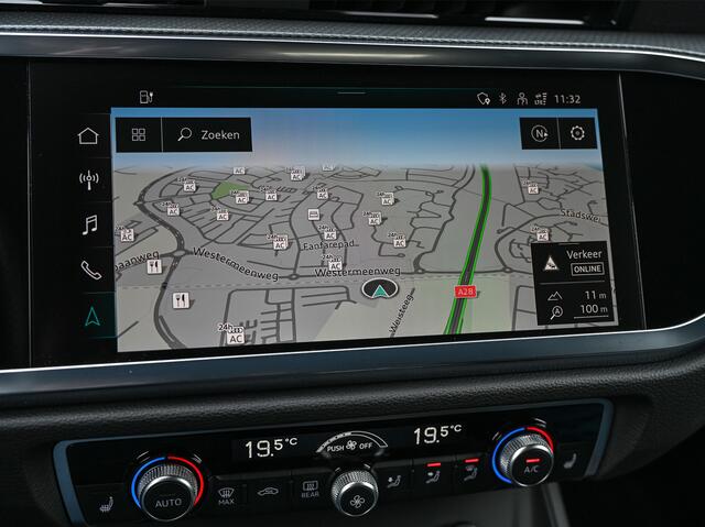 Audi Q3 Sportback 45 TFSI e S Edition · Panoramadak · Leder · Achteruitrijcamera · Stoelverwarming · Climate control · 20 Inch