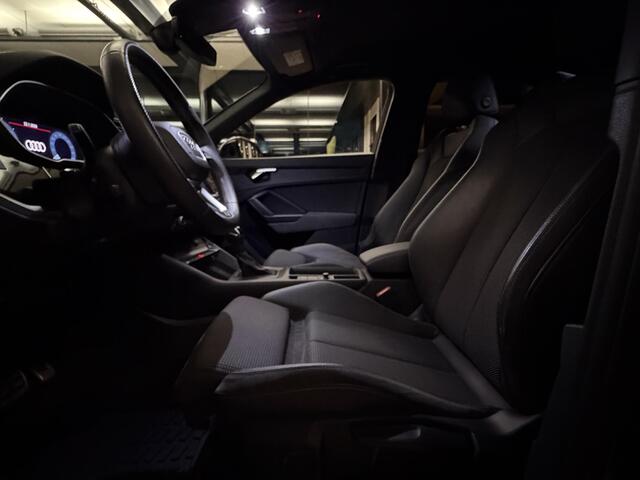 Audi Q3 Sportback 45 TFSI e S Edition Binnenkort meer foto's | S Line