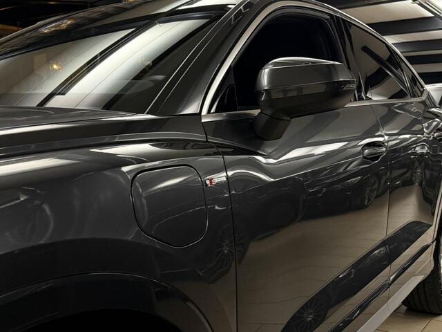 Audi Q3 Sportback 45 TFSI e S Edition Binnenkort meer foto's | S Line