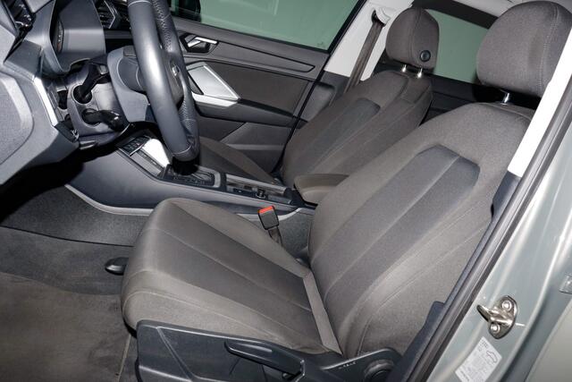 Audi Q3 35TFSI S-Tr. Pro Line business FULL LED | ACC | CARPLAY | STOELVERW | BLINDSPOT | NAVI | CLIMA | PDC V+A | LMV 18''