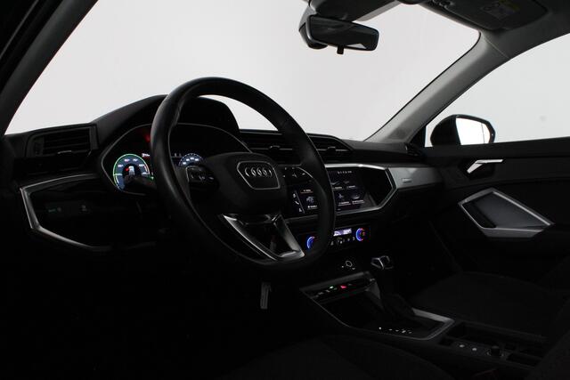 Audi Q3 Sportback 45 TFSI e Edition > 245pk/Plug-in Hybride/18inch/Mythos Black/MMI Navigation Plus