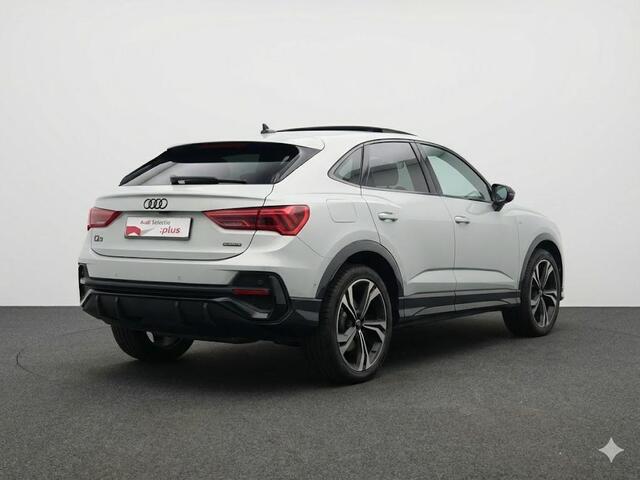 Audi Q3 Sportback 45 TFSI quattro edition one 230pk | Navigatie | Parkeercamera | B&O Audio | Panoramadak | Lederen bekleding