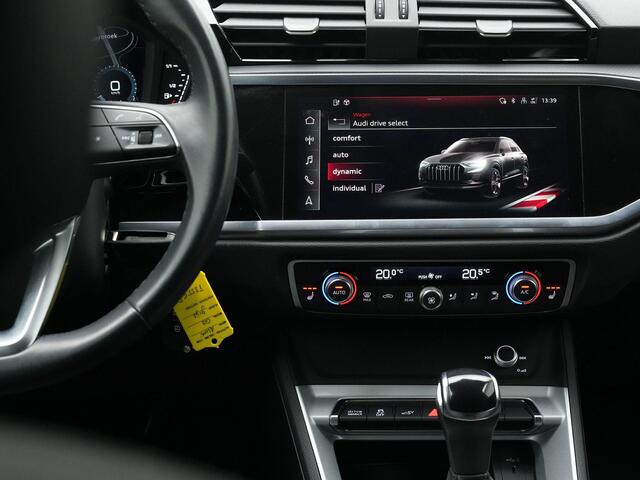 Audi Q3 45 TFSI e 245 pk S-tronic Advanced edition | Stoelverwarming | Adaptive Cruise | Navigatie | Parkeersensoren voor/achter