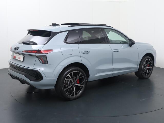Audi Q3 1.5 200kW e-hybrid S edition | 272 PK | SoH 100% | Panoramadak | Head-up display | 20" LM velgen | 360 graden camera's | S line |