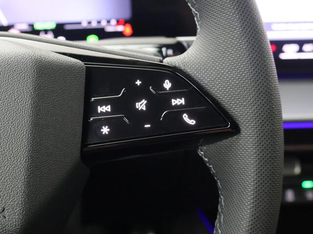 Audi Q3 1.5 200kW e-hybrid S edition | 272 PK | SoH 100% | Panoramadak | Head-up display | 20" LM velgen | 360 graden camera's | S line |