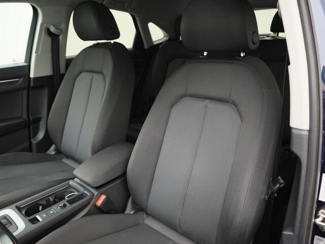 Audi Q3 Sportback 35 TFSI/150PK Pro Line Business · Trekhaak · Camera · Apple/Android Car Play · Stoelverwarming ·