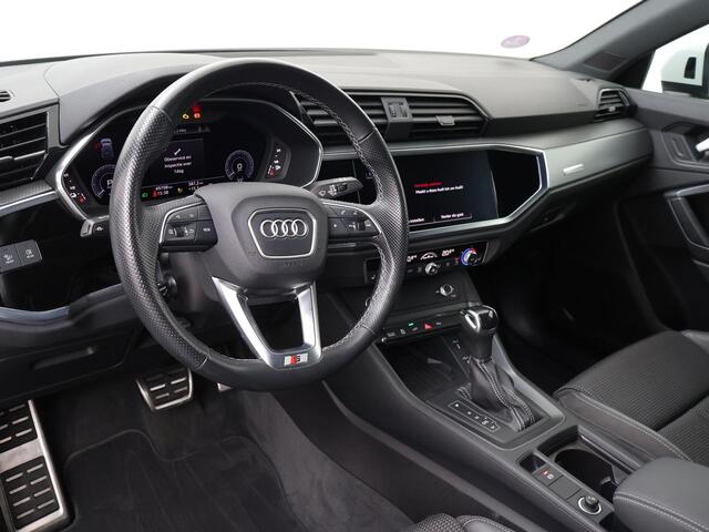 Audi Q3 45 TFSI e S edition | 245 PK | Soh 97% | Stoelverwarming | Trekhaak | Achteruitrijcamera | S line |