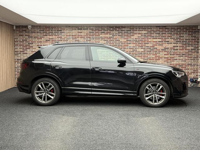 Audi Q3 45 TFSI quattro S Line Panorama | Elekt. verstelbare stoel | Stoelverwarming | Bekabeld Apple carplay & Android auto