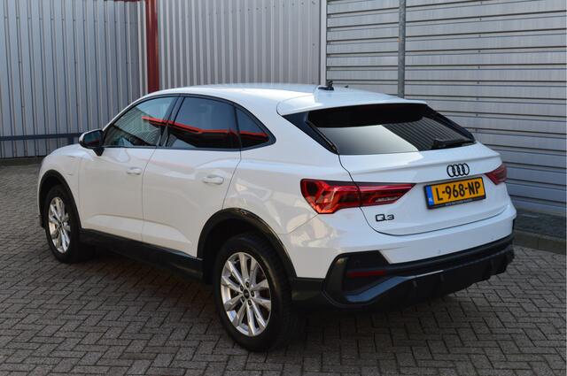 Audi Q3 Sportback 45 TFSI e Business Edition O.a: PDC, Carplay, Stoelverw, Navi, Clima, Cruise, Etc. All-in prijs!