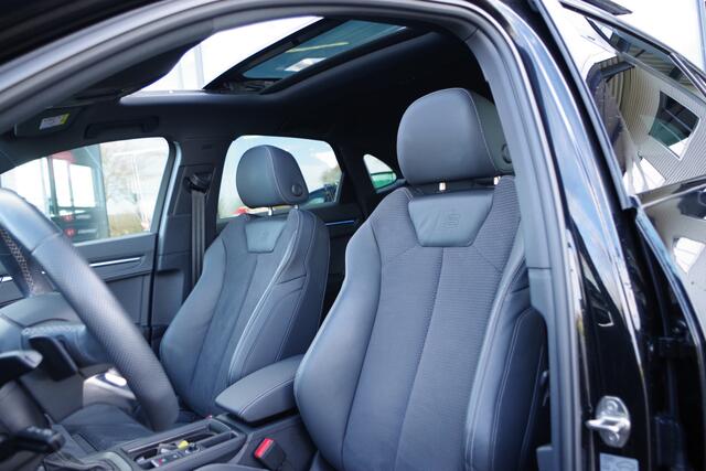 Audi Q3 Sportback 45 TFSI e 245 PK S-Line Edition, Panoramadak, 360 Camera, Sfeerverlichting
