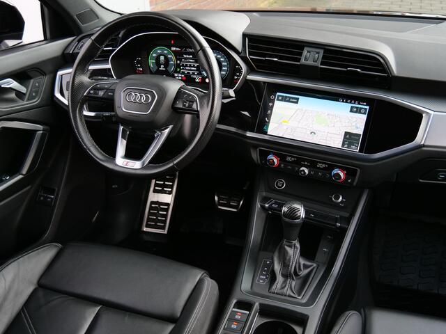 Audi Q3 Sportback 45 TFSI e S Edition 245 Pk Automaat Navigatie / DAB / Leer / Apple Carplay / 2 x Camera