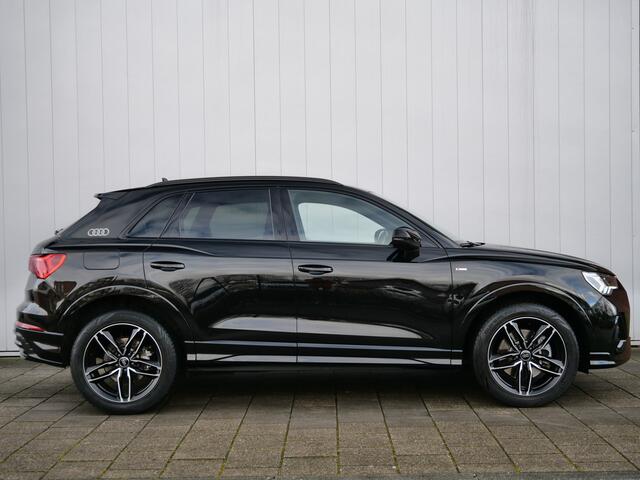 Audi Q3 Sportback 45 TFSI e S Edition 245 Pk Automaat Navigatie / DAB / Leer / Apple Carplay / 2 x Camera