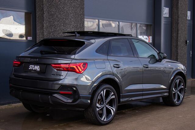 Audi Q3 Sportback 45 TFSI e S Edition | S-Line | Pano | Carbon | Leer | Sonos HD Audio | Camera | ACC | Matrix LED | Climate | Sfeer | DAB | Virtual | Stoelverwarming | Electrische Stoelen + Memory | Black Pack | 20 Inch | 1 Eigenaar | Dealer Onderhouden | Garant
