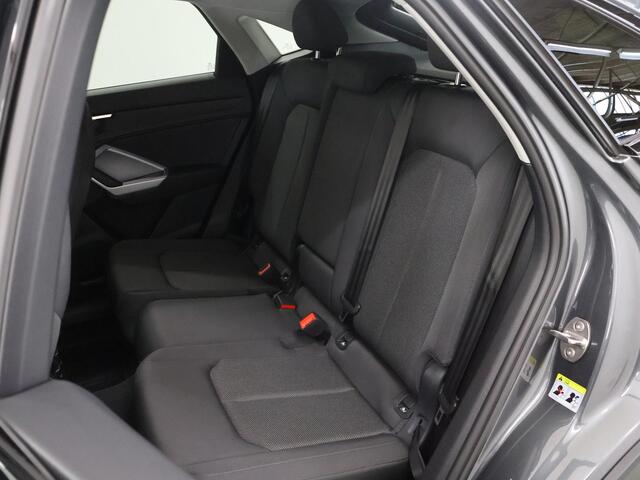 Audi Q3 Sportback 45 TFSI e S Edition | Virtual Cockpit | Sportstoelen | Apple Carplay/Android Auto | Camera | DAB | Draadloze telefoonlader | Adaptieve Cruise Control | Ele. kofferdeksel |
