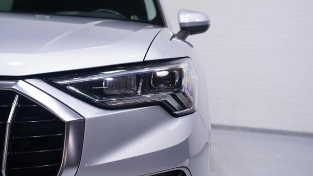 Audi Q3 35 TFSI Advanced edition Plus 1e Eig. NAP Leder alcantara sportstoelen PDC Stoelverwarming Navi