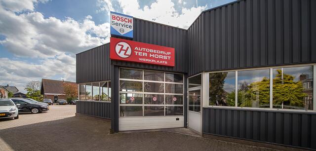 Audi Q3 1.4 TFSI 150Pk CoD Sport S-Tronic * Rijklaarprijs incl. garantie * Automaat * Trekhaak * Navi * PDC * Led Koplampen *